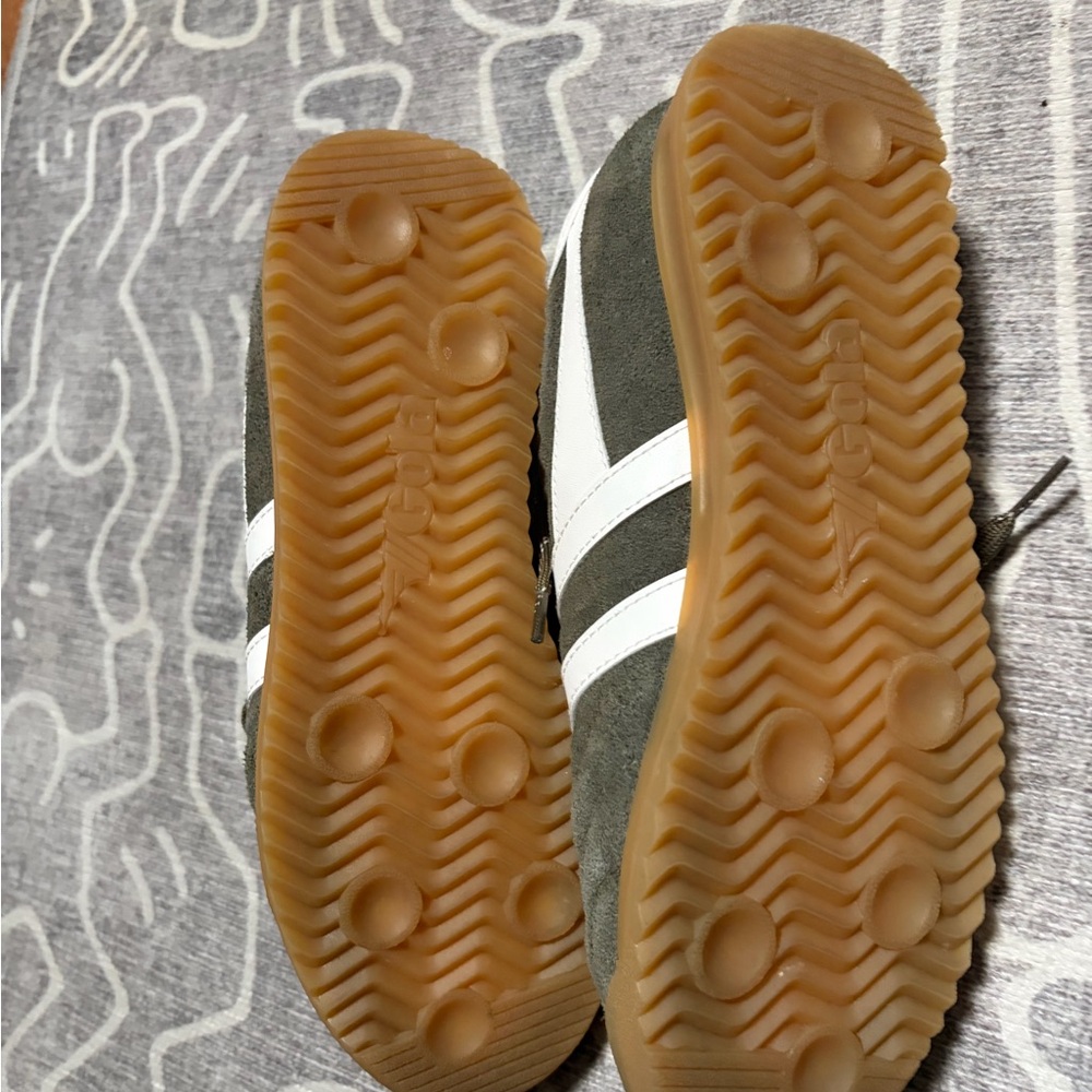 Gola x Anthropologie Stadium Sneakers - Picture 3 of 4